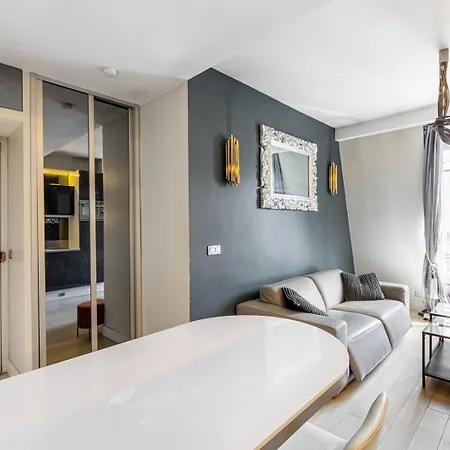 Guestready - Chic Nest Near Arc De Triomphe Апартаменты Париж
