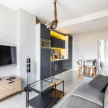 Guestready - Chic Nest Near Arc De Triomphe Apartment Paris